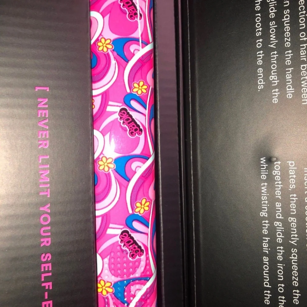 💗 Barbie Totally 2-In-1 Hair Styler - Pink swirl